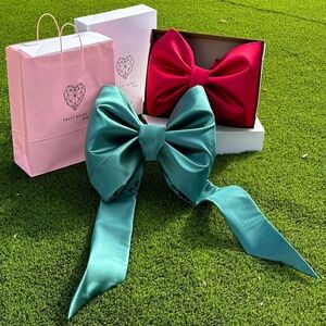 Big bow